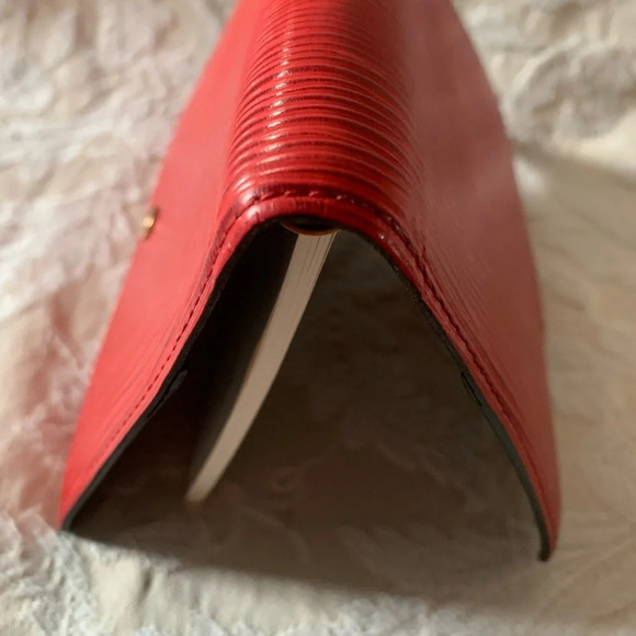 Louis Vuitton Vintage Red Epi Leather Agenda Cover - Picture 12 of 16